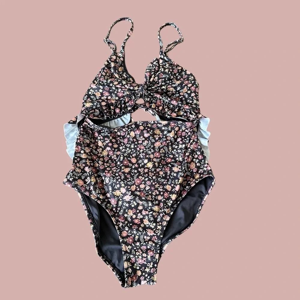 Mia Joy Girls size 12 Floral Print One Piece Ruffle Swimsuit Swim Tie Back‎